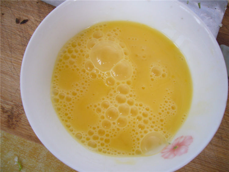 鸡蛋杂蔬包子的做法,我来教你哦!