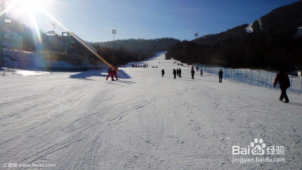 冬天懒得动 何不滑雪玩