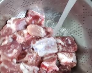 健康养生佳品家常土豆烧排骨