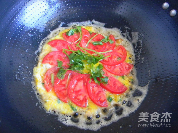 蛋烘西红柿的做法