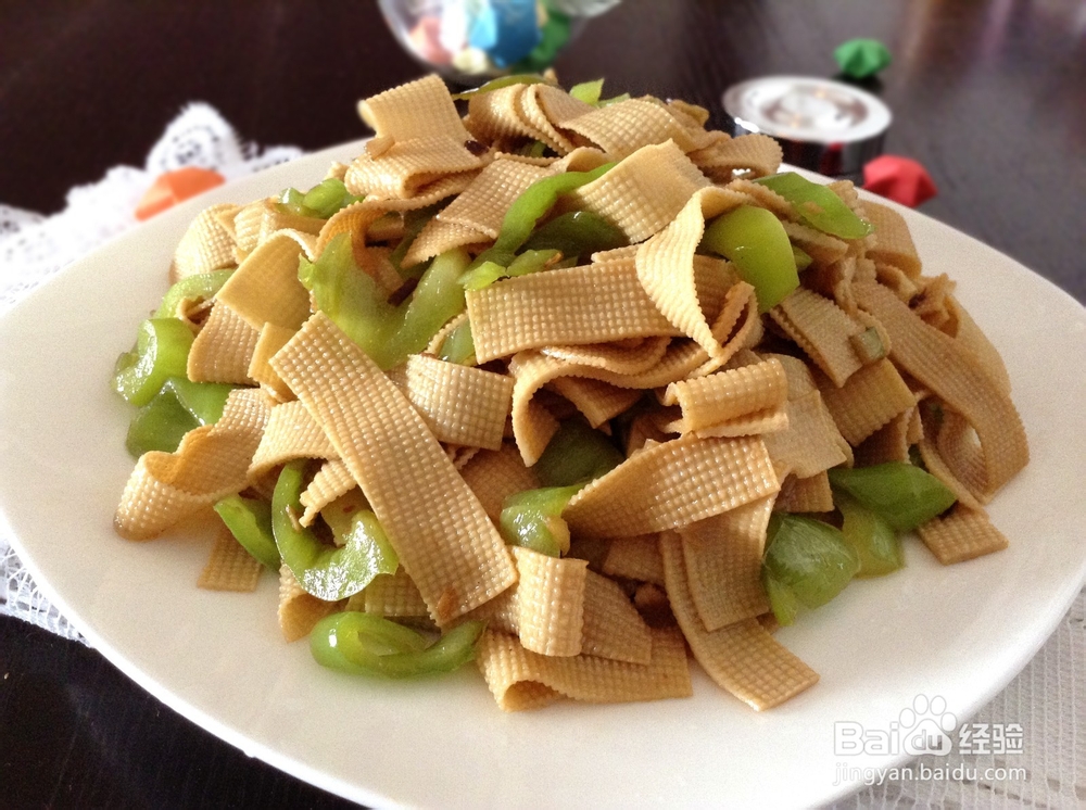 尖椒炒豆皮---尖椒和豆皮的美味搭配