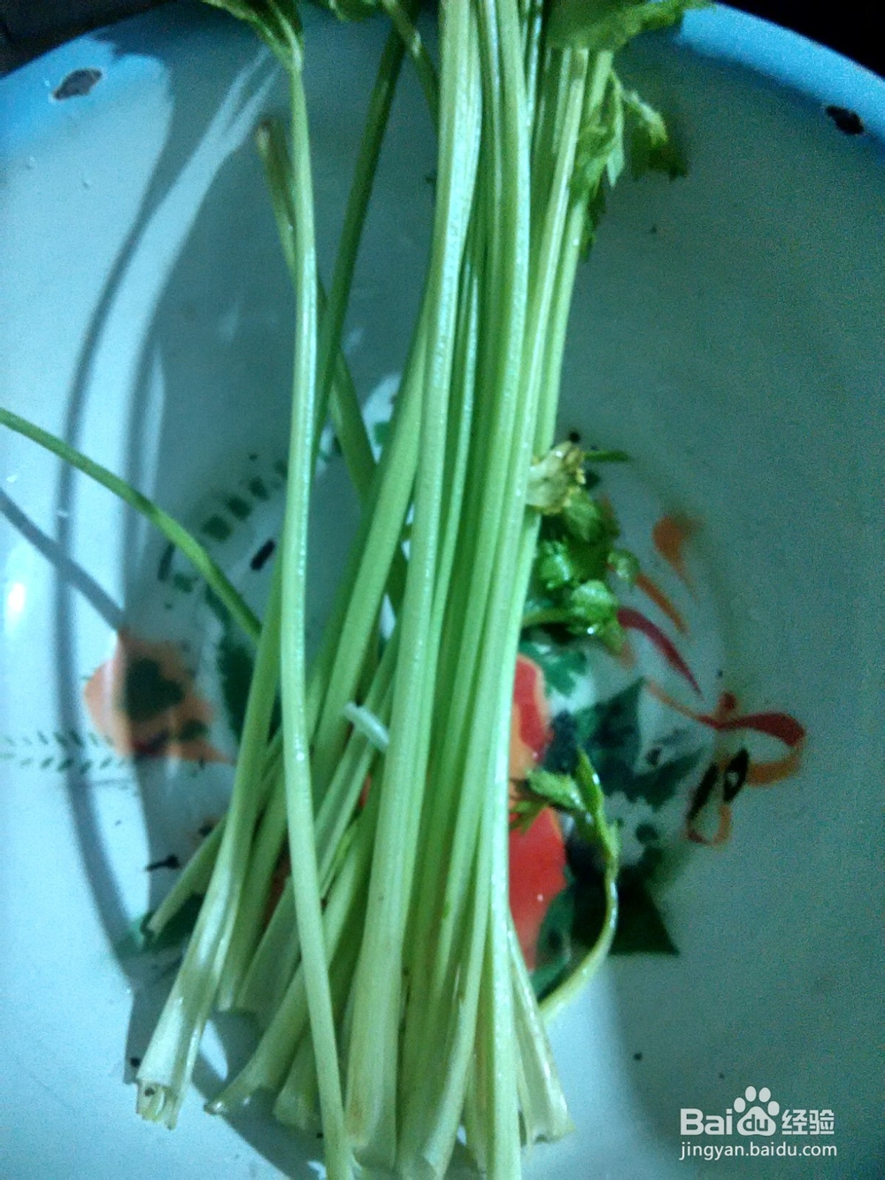 葱爆土豆丝炒芹菜