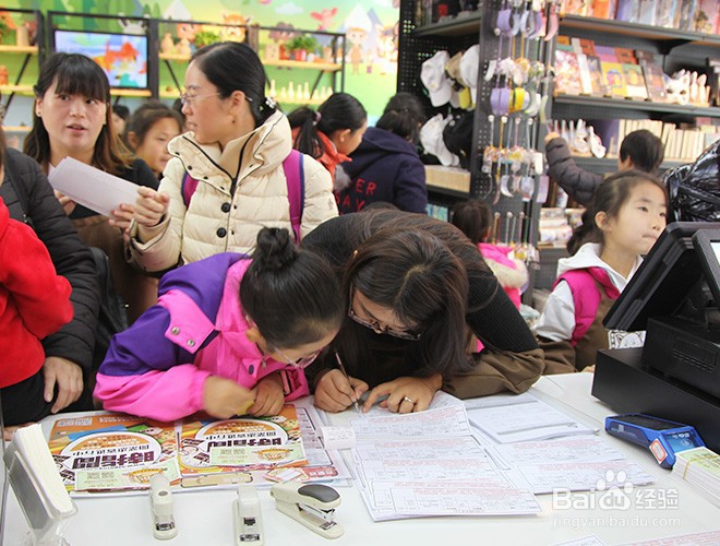 开陶艺加盟店如何服务顾客