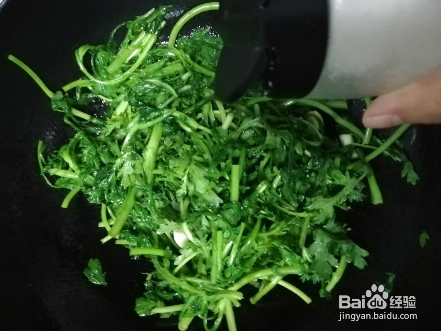 清炒茼蒿怎么做