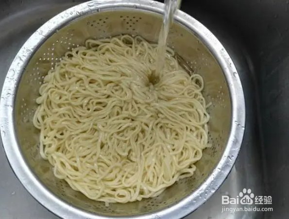 鸡丝凉面怎么做好吃