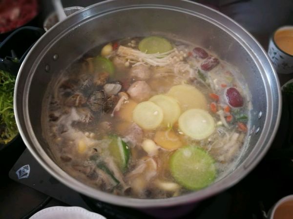 蛤蜊羊肉滋补火锅