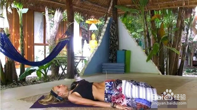 有助睡眠的瑜伽体式