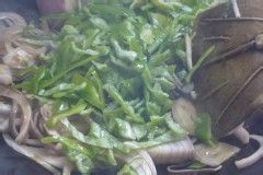 炒鳝丝