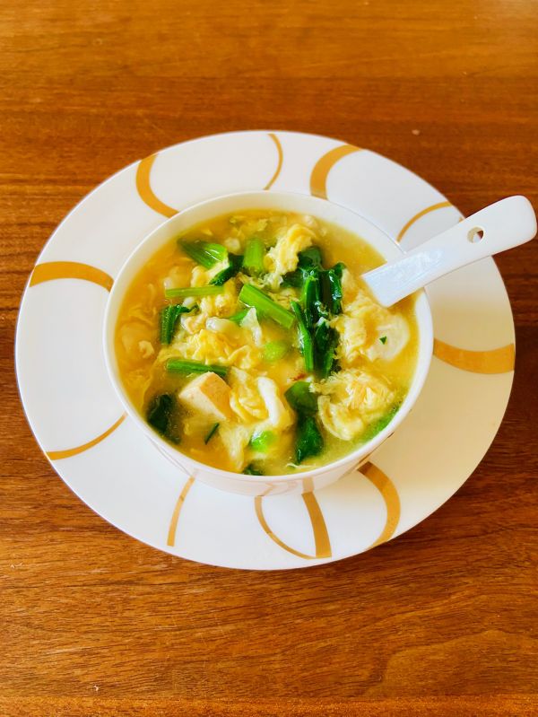 豆腐菠菜鸡蛋疙瘩汤