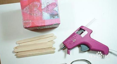 怎么用冰棍杆手工制作化妆品收纳盒子
