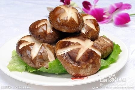亮白的牙齿从吃开始