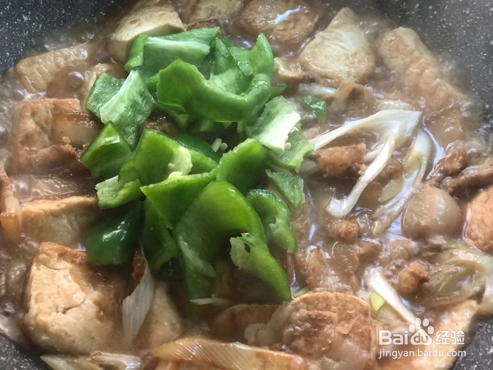 肉片炖豆腐的做法