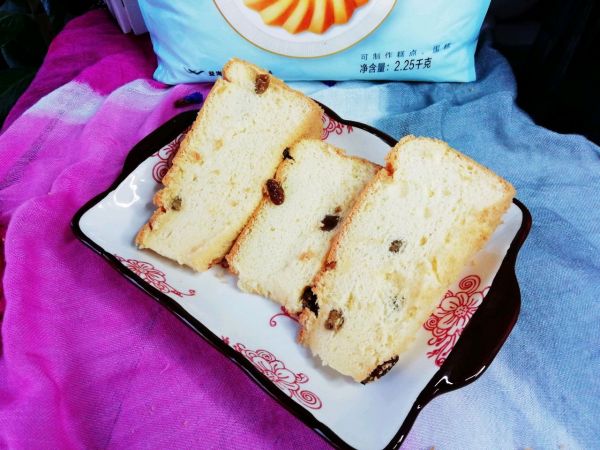 葡萄干戚风蛋糕