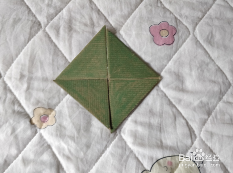 用九巧板怎么拼一个种子瓶呢