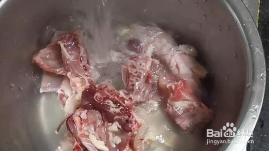 土豆淮山鸡汤该怎么做