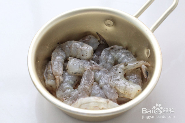 酸汤虾仁荞麦面的做法