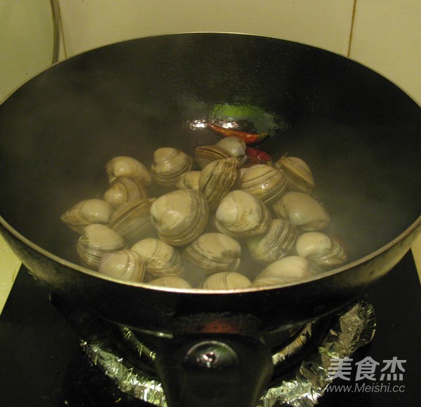 酒烹蚬子的做法