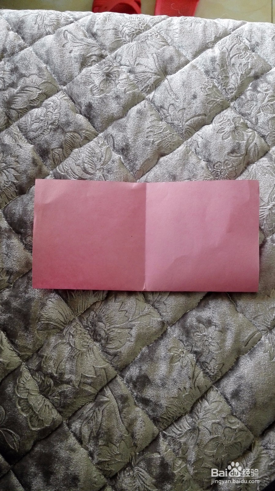 如何折出好看的百合花