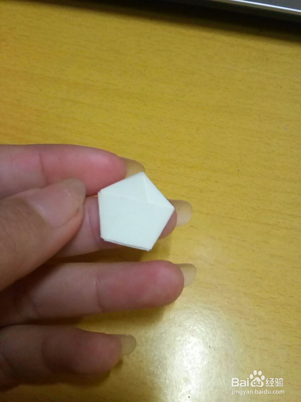 教你如何折塑料管五角星