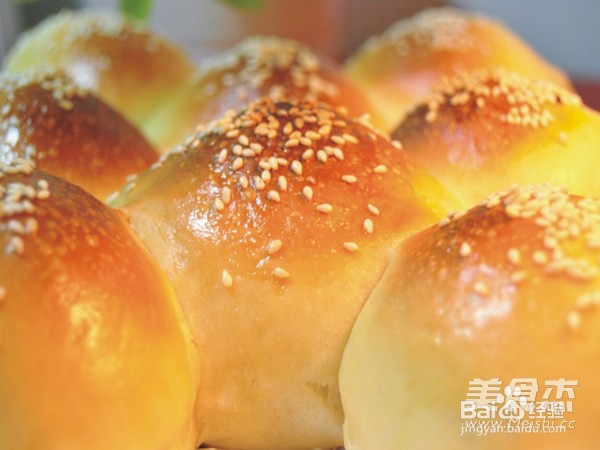牛奶葡萄干面包