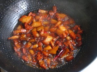 美味红烧肉的做法,肥而不腻