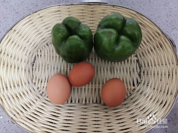 青椒炒鸡蛋制作流程