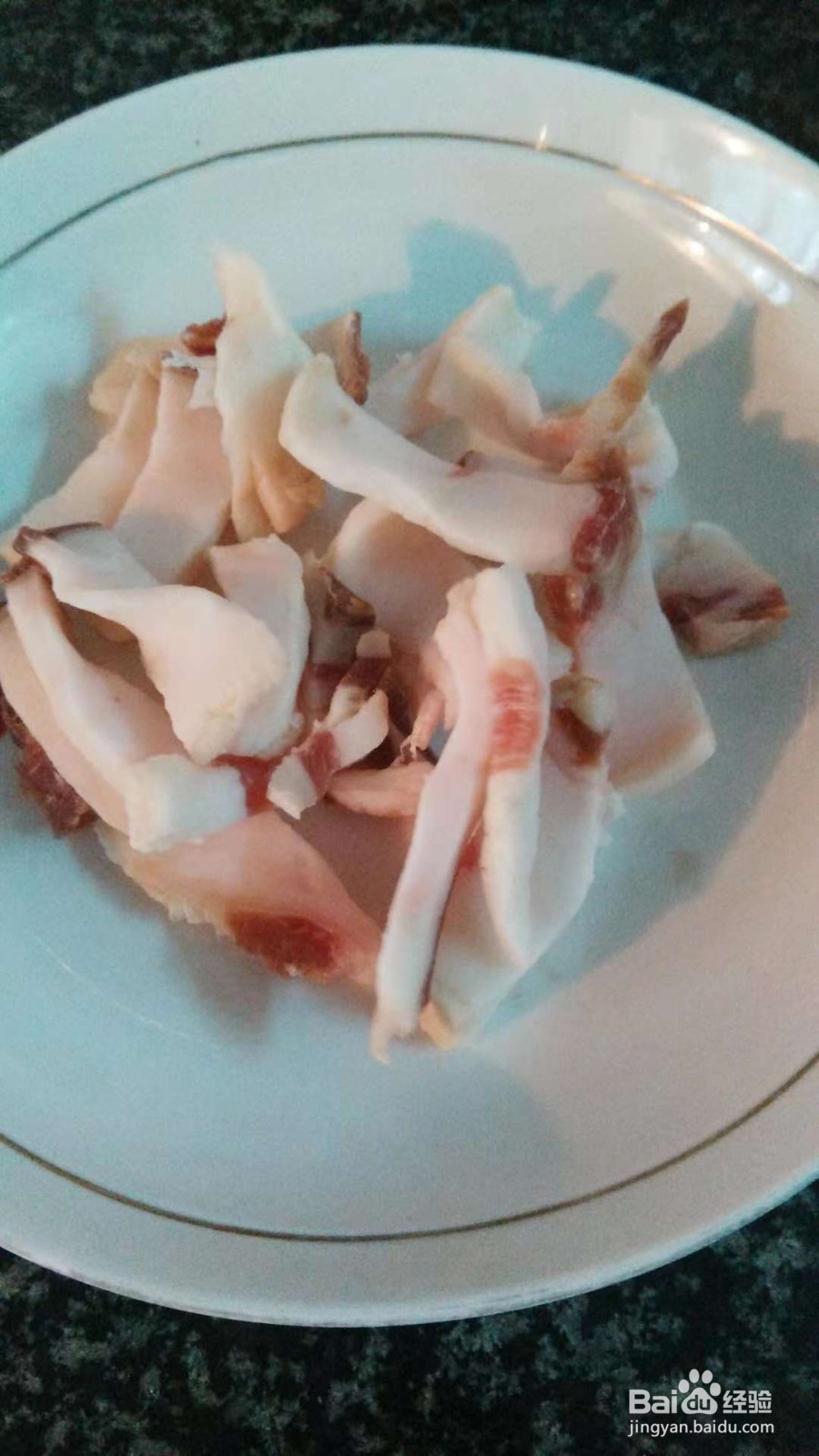 怎样炒芹菜好吃？