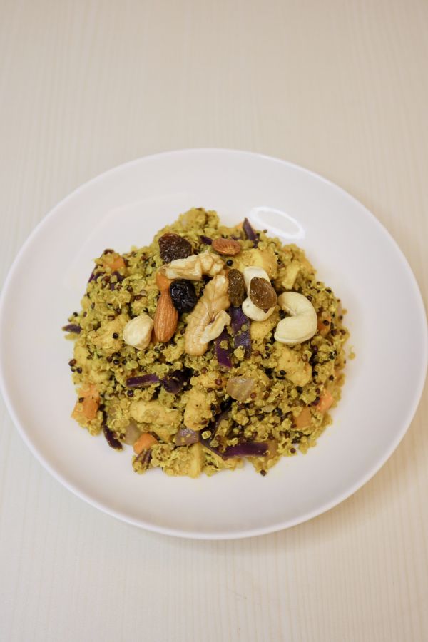 三色藜麦鸡胸肉咖喱缤纷炒饭