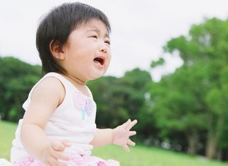 孩子发脾气咋办