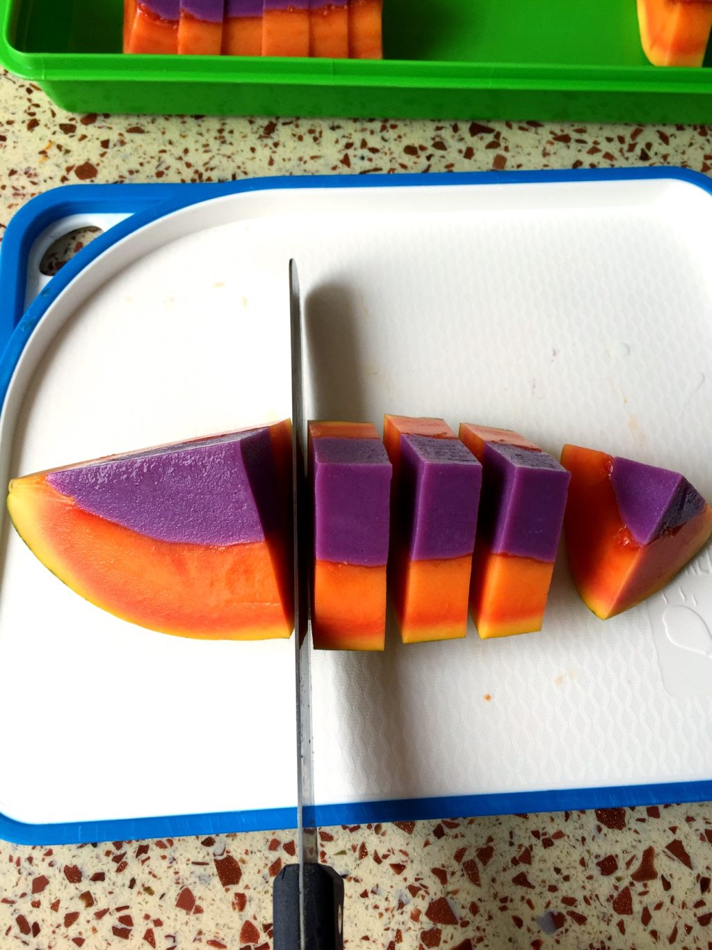 紫薯木瓜布丁的做法，好吃不腻！