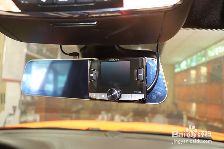 乌市慧声吉普大切诺基汽车音响隔音改装丹拿