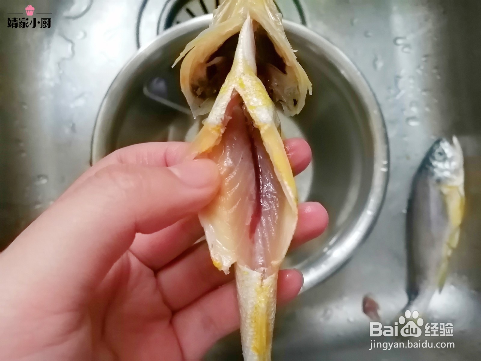 怎么炸小黄鱼才能外酥里嫩？