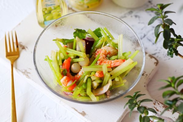 清爽低脂凉拌菜之凉拌虾仁芹菜