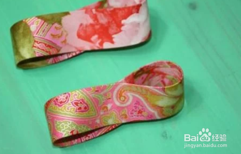 如何用布料做大蝴蝶结