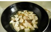 教你做杏鲍菇刺参笨鸡汤