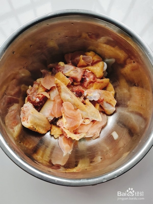 花菇火腿蒸鸡的具体做法