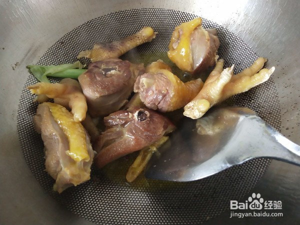 鸡腿炖土豆的制作方法