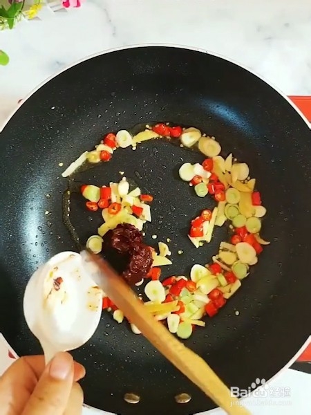 家常的鱼香茄条