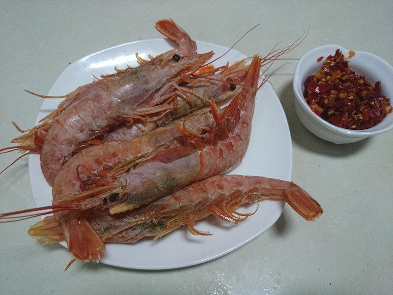 看着都让人流口水的剁椒烧红虾你会做吗？