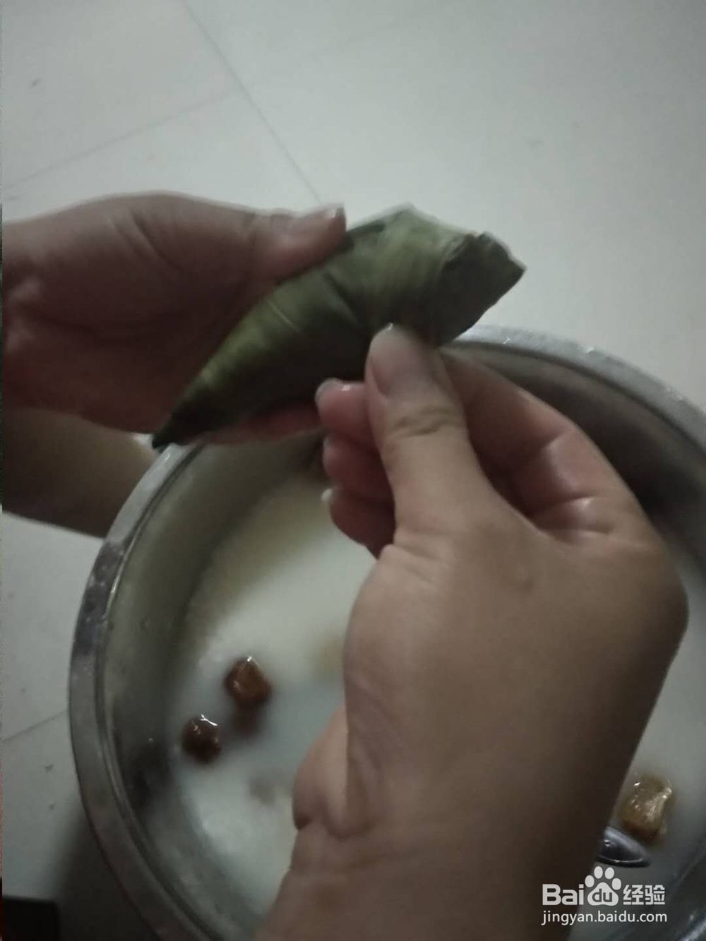 怎样包粽子,自制粽子的做法及包法?
