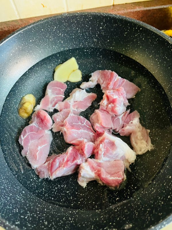 石斛西洋参瘦肉汤