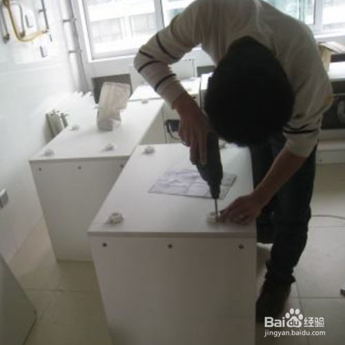 先装油烟机还是先装橱柜