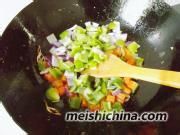 炒黄金馒头丁——剩馒头的华丽转身