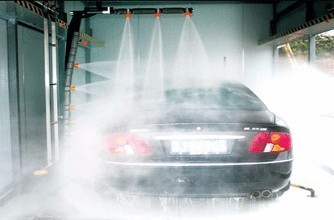 <b>如何细致的清洗车辆外部</b>