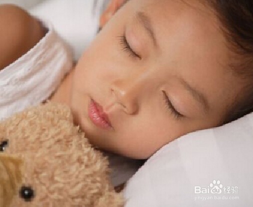 宝宝夏季游泳的注意事项