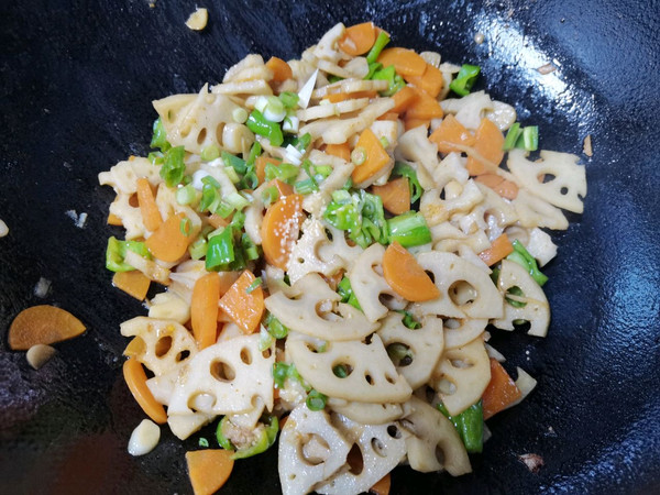 家常快手菜小炒藕丁