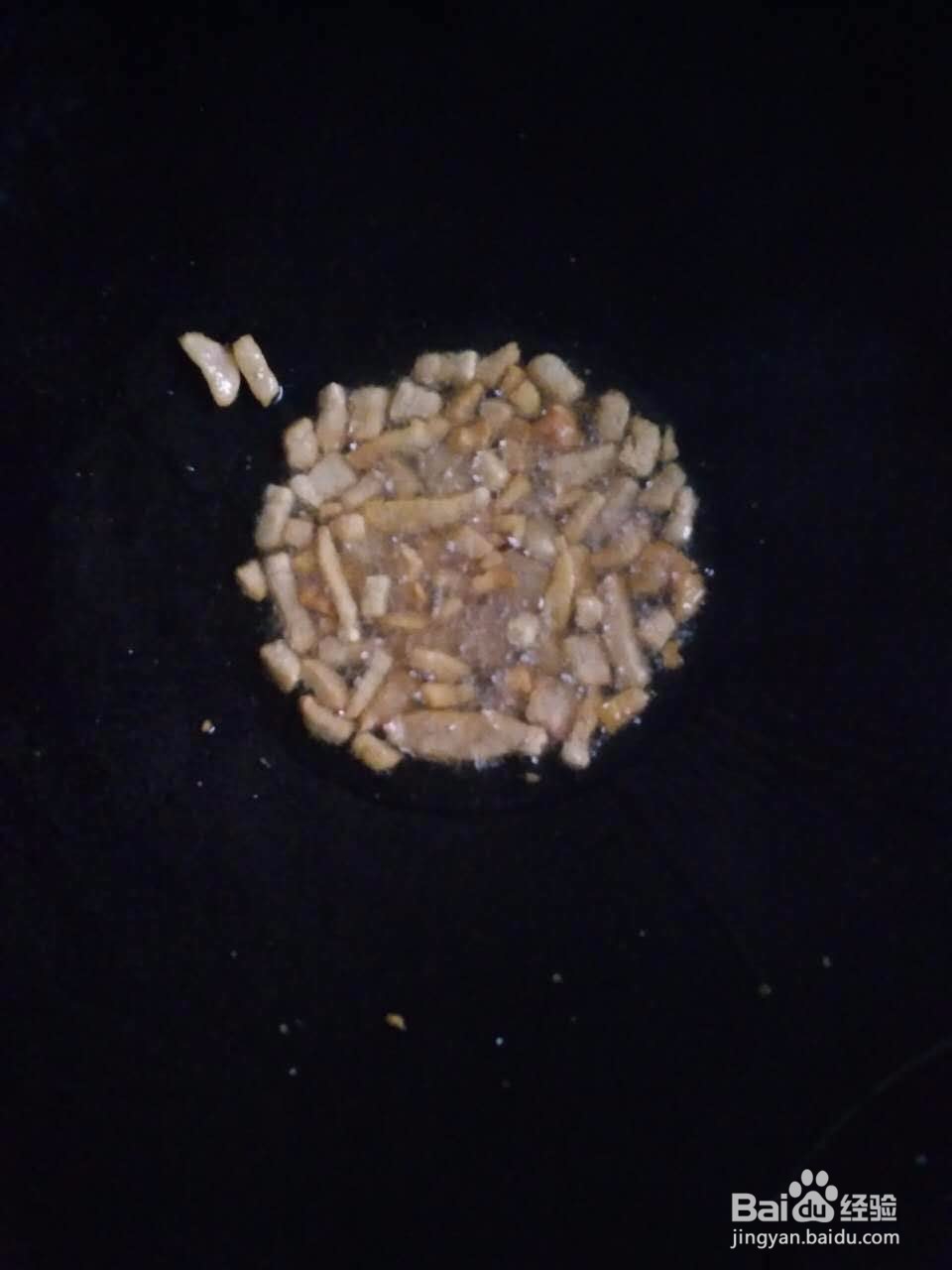 猪肥肉炒水芹菜的做法