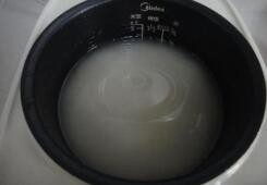 苏泊尔电饭煲怎么区别型号