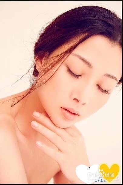 晒后如何修复皮肤面容