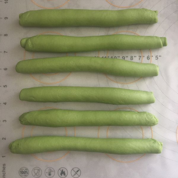 淡奶油双色面包